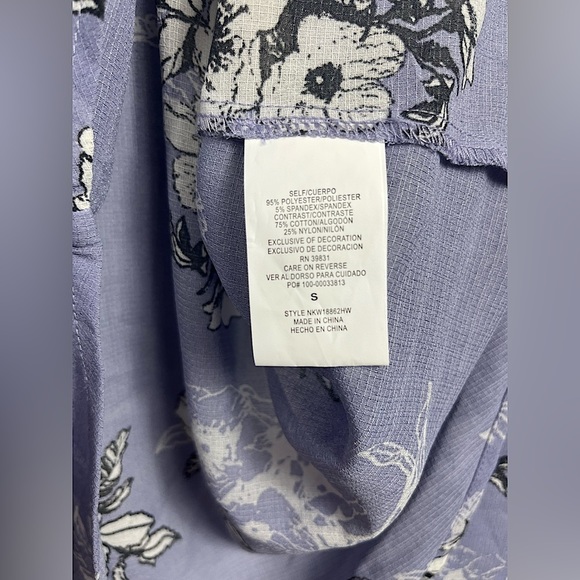 Rewind Semi Sheer Shoulder Cutout Floral Tank Top with Long Sleeves | Size: S - Picture 6 of 7